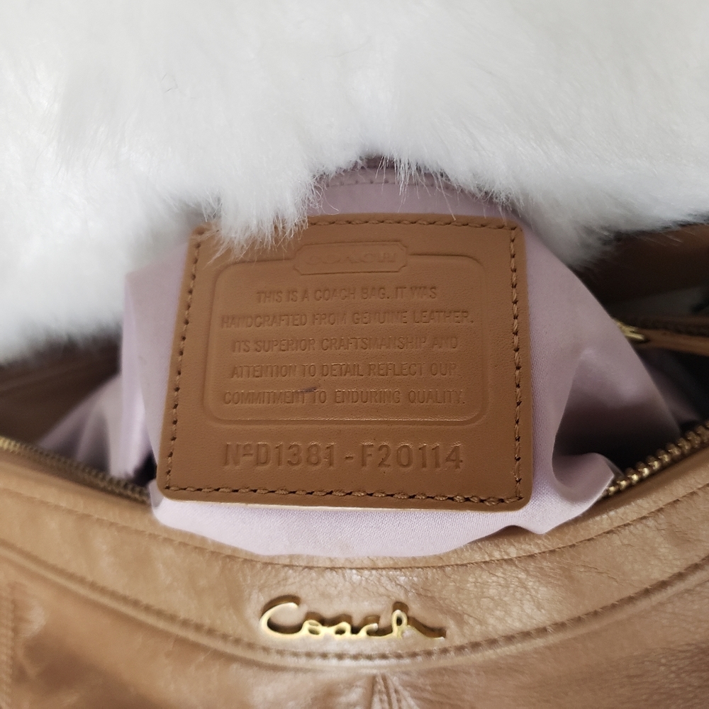 Coach Ashley Hippie Crossbody - Picture 6 of 13